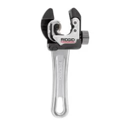 RIDGID Pipe Cutter 2 In 1 Close Quarters Quick Feed With Ratchet Handle 1/4 Inch 1-1/8 Inch